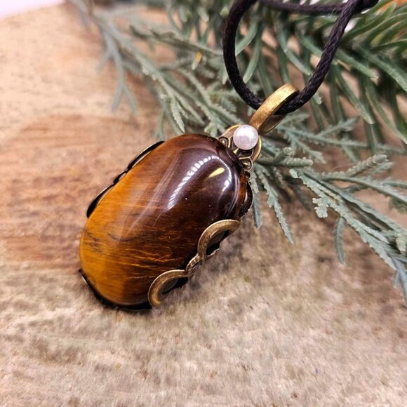 Nature Tiger Eye Polished Stone Flower Pattern Wrapped Pendant Necklace - Picture 10 of 10